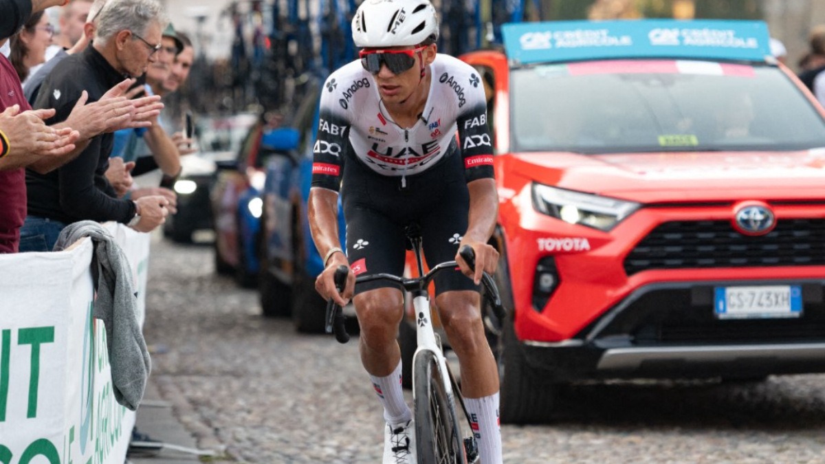 WhatsApp Image 2025-10-15 at 10.45.43